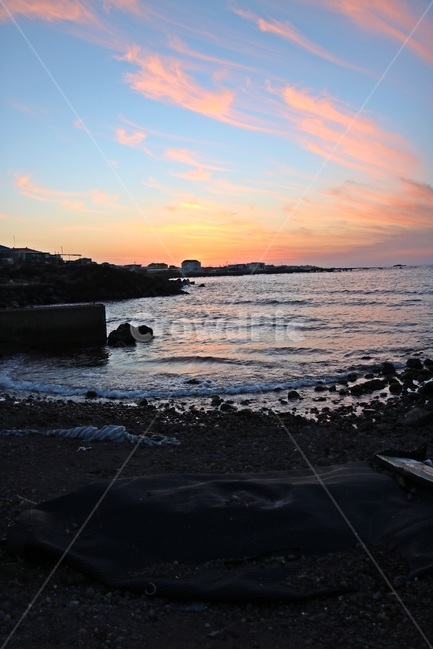 제주도,jeju,해안도로,노을,sunset,자연,풍경,nature,landscape,한국자연풍경,한국자연경관,korea nature landscape,제주도,jeju,jeju island,outdoors,옥외,dawn,새벽,red sky,붉은 하늘,dusk,황혼,일몰,sky,하늘