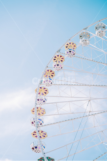 놀이공원,관람차,공원,오스트리아,비엔나,빈,하늘,austria,vienna,garden,family,amusement,park,themapark,테마파크,sky,blue,유럽,동유럽,wheel,감성사진,구름,놀이공원,놀이동산,놀이터,amusement park,playground,감성,sensible,feeling