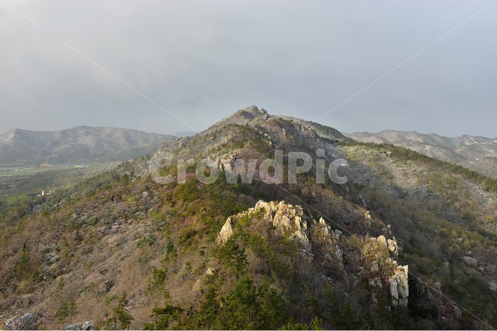 주작산,덕룡산,종주,진달래,풍경,기암,바위,비경,봄풍경,진달래꽃,강진,명산,산행,등산,마운틴,힐링,mountain,landscape,자연,natural,봄,계절,spring,season,자연,풍경,nature,landscape,한국자연풍경,한국자연경관,korea nature landscape,outdoors,옥외,hill,언덕