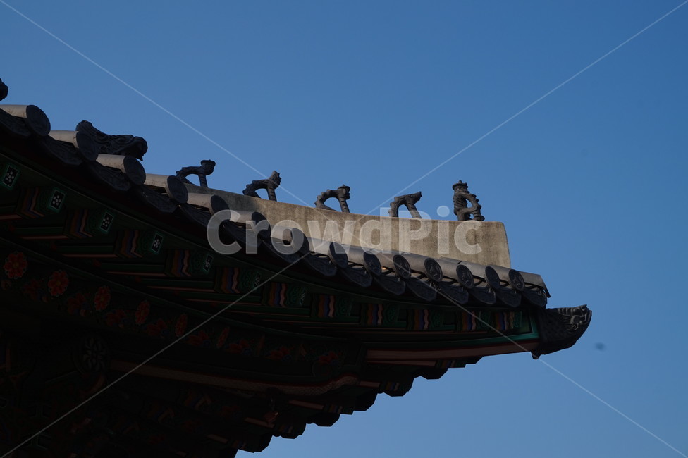 어처구니,처마,한옥,푸른하늘,전통,한국전통,한국문화,korean traditional,korean culture,건축물,건물외관,exterior,building,structure,architecture,construction