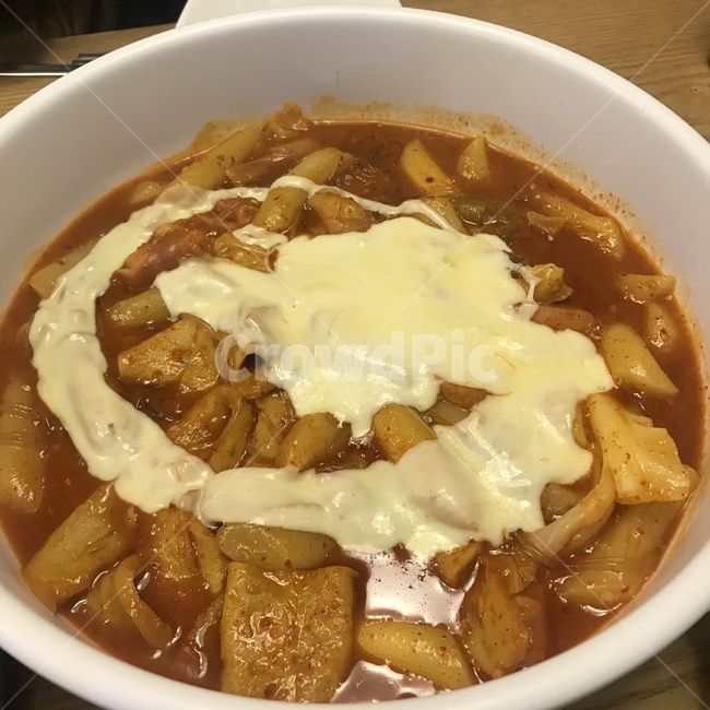 떡볶이,엽기떡볶이,매운음식,스트레스,매운떡볶이,치즈,분식,배달음식,배달메뉴,매운거,빨간음식,음식,식재료,요리,food,cook,meal,dishes,food reserves,한식,한국음식,한국요리,korean food,korean dishes,korean meal,korean cook