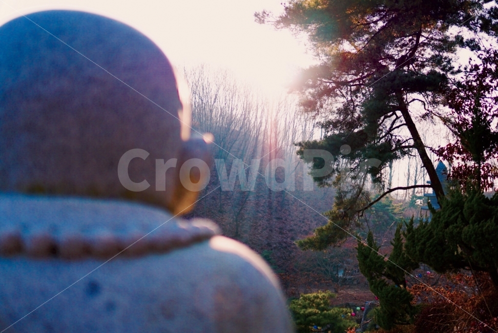 절,햇살,휴식,감성,힐링,조각상,동상,석상,조형물,statue,bronze statue,stone statue,종교,신앙,religion,belief,faith