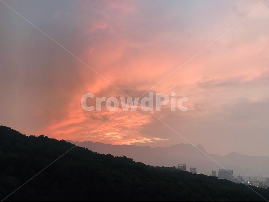 nature,자연,sky,구름,붉은노을,붉은하늘,새벽,dusk,dawn,sunset,하늘