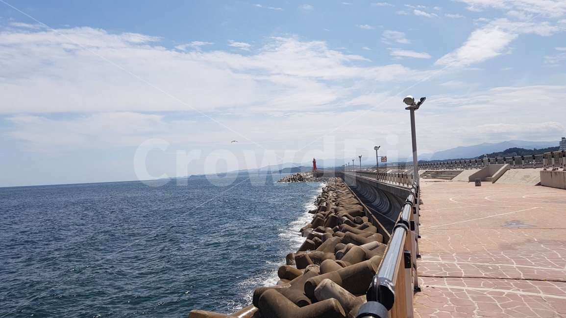 바다,속초,등대,경치,하늘,자연,풍경,nature,landscape,등대,lighthouse