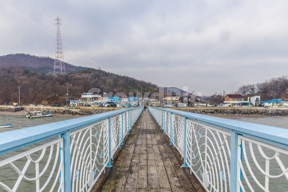 장봉도,섬,구름다리,하늘,구름,휴가,풍경,건축물,시골,마을,풍경,landscape,country,rural,town