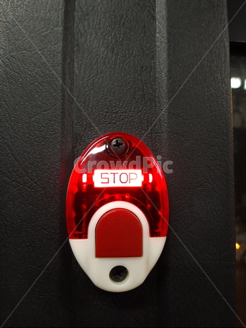 버스,벨,버스벨,stop,하차벨,버튼,스탑,스톱,하차,빨강,신호,불빛,교통,교통수단,차안,스위치,bus,button,red,traffic,transportation
