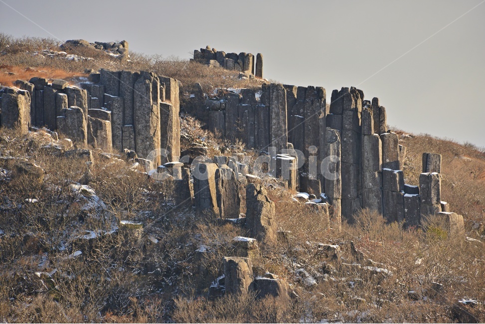 outdoors,옥외,nature,자연,mountain,산,mountainrange,산맥,scenery,풍경,무등산,무등산설경,무등산상고대,설경,상고대,겨울,계절,억새,누애봉,서석대,주상절리대,입석대
