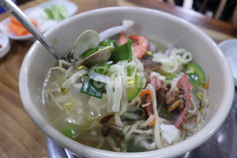 칼국수,해물칼국수,바지락,바지락칼국수,해산물,요리,food,cook