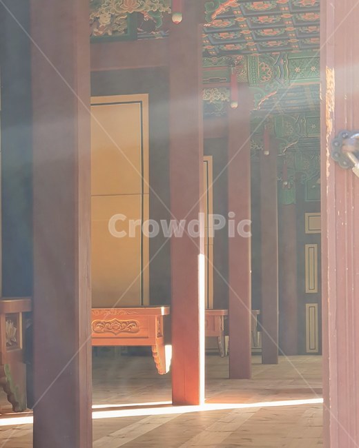 월정사,절,temple,강원도,평창,햇살,sunshine,실내,interior