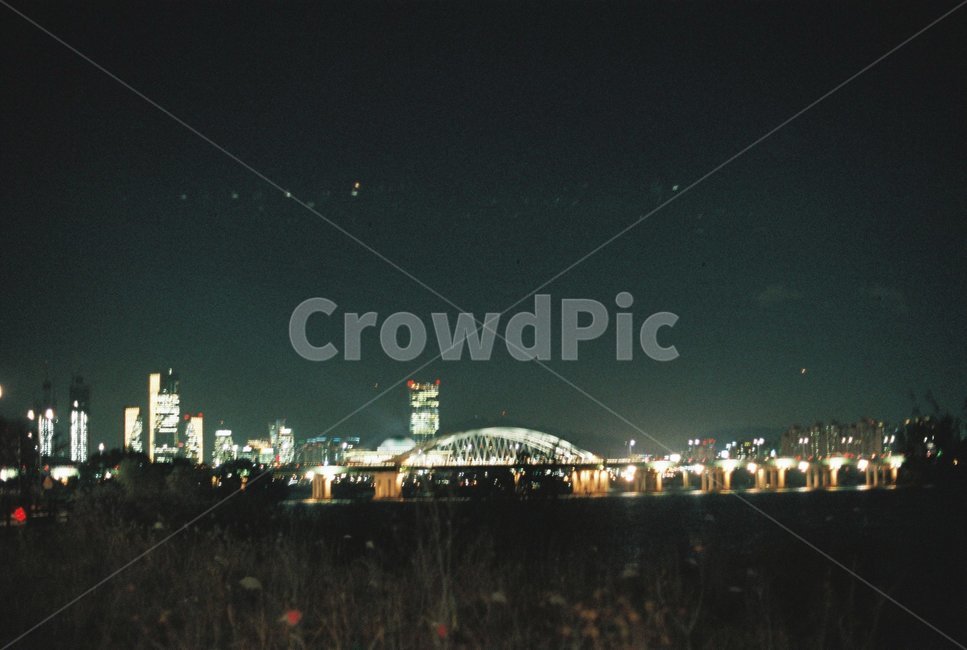 한강,야경,필름사진,빈티지,빛,야경,밤,풍경,nightscape,night,landscape,도시,city,한국도시풍경,한국도시경관,korea cityscape,감성,sensible,feeling