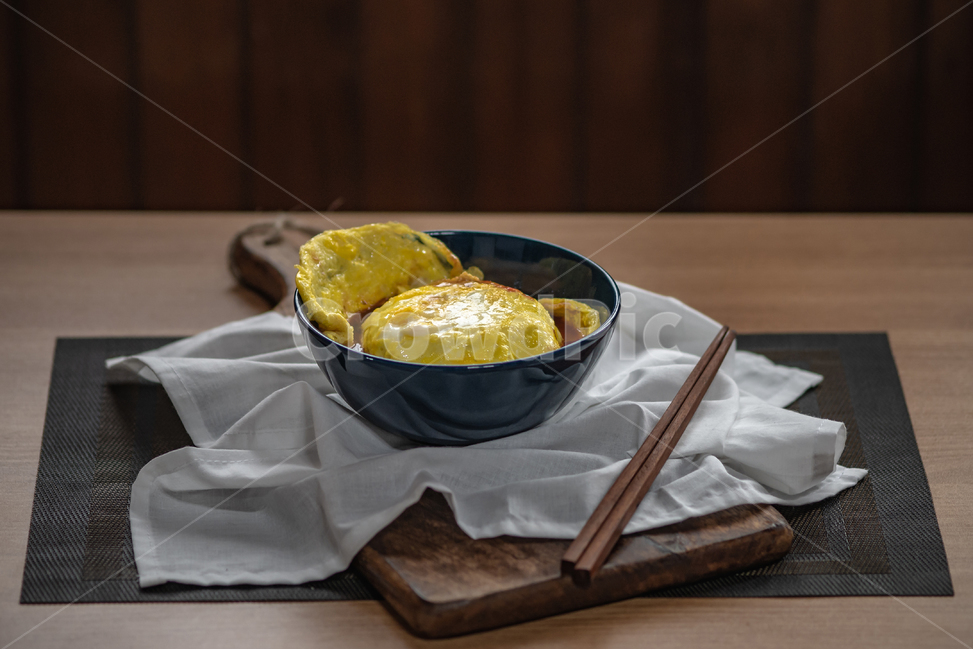 오므라이스,오믈렛,계란,omurice,omelet,고소한,맛있는,오무라이스,오믈렛요리,일식,일본식요리,일본오믈렛,일본오므라이스,젓가락,달걀요리,음식,식재료,요리,food,cook,meal,dishes,food reserves
