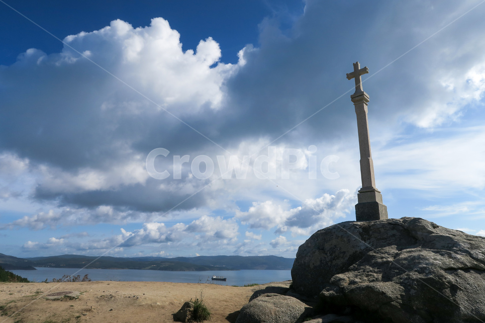 outdoor,옥외,십자가,cross,스페인,spain,españa,산티아고순례길,순례길,산티아고,순례,pilgrim,peregrino,caminodesantiago,camino,nature,자연,풍경,fisterra,피스테라,landscape,피니스테라