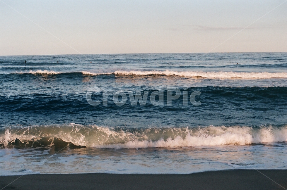 필름사진,가을바다,바다,자연,nature,sea,ocean,water,물,outdoors,분위기있는,슬픈,우울한,쓸쓸한,자연,풍경,nature,landscape,대양,옥외,sea waves,파도