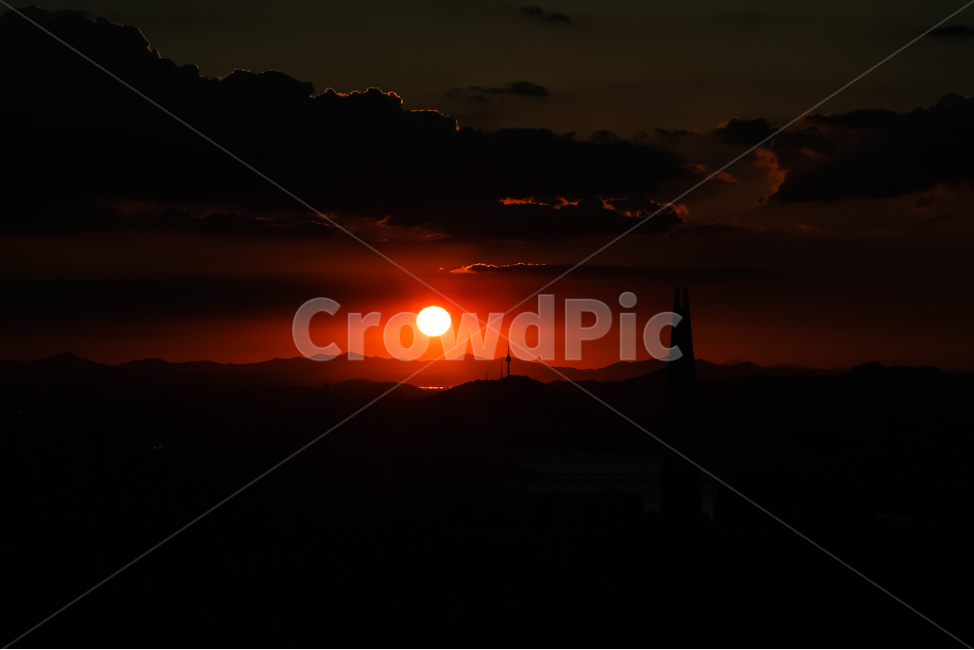서울,야경,전경,일몰,해질녘,서울야경,월드타워,도시,city,sunset,석양,랜드마크,landmark,tourist attraction,한국랜드마크,한국관광지,한국명소,korea landmark,korea tourist attraction,실루엣,그림자,silhouette,shadow,건축물,건물외관,exterior,building,structure,architecture,construction
