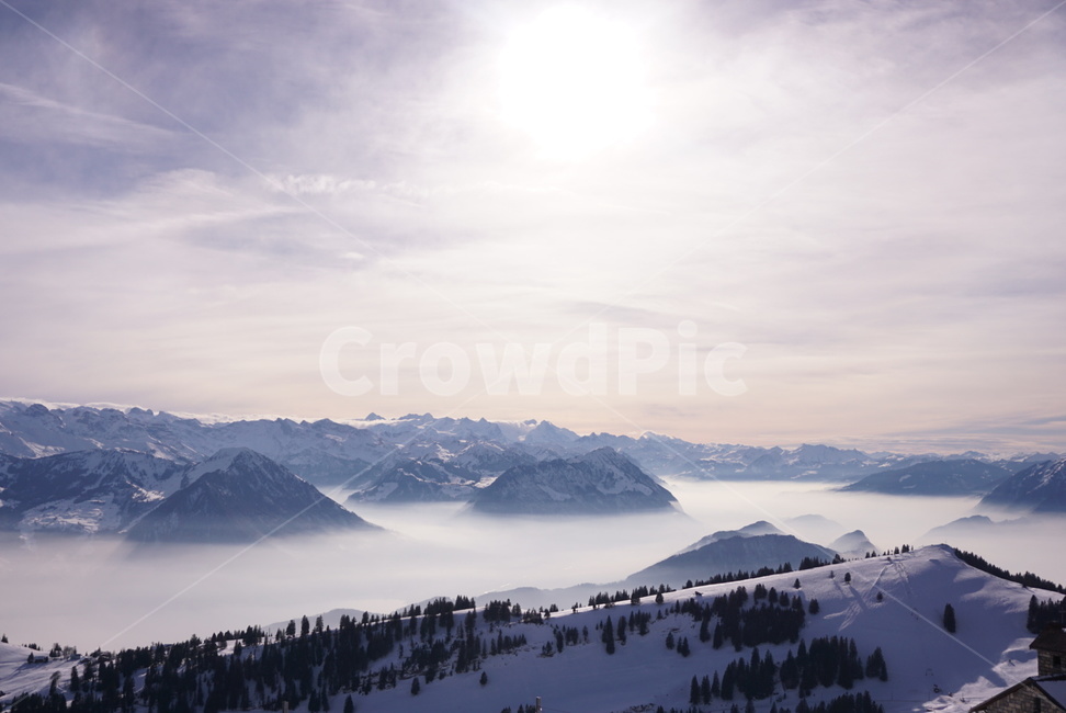 outdoors,옥외,mountainrange,산맥,산,mountain,자연,nature,구름,안개,cloud,foggy,겨울,계절,winter,season,자연,풍경,nature,landscape