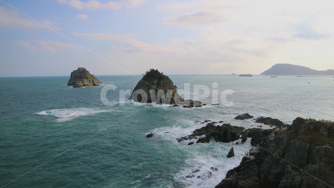 nature,자연,outdoors,옥외,ocean,대양,sea,바다,water,물,shoreline,해안선,섬,오륙도,부산,이기대,하늘