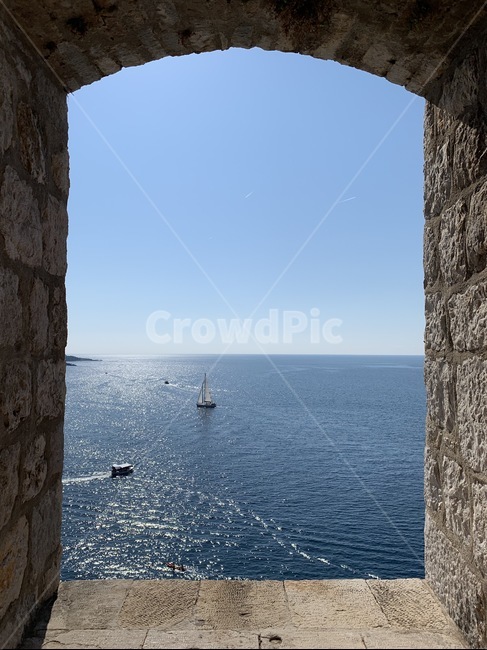 크로아티아,두브로브니크,성,창문,바다,croatia,dubrovnik,window,sea,boat,보트,transportation,교통