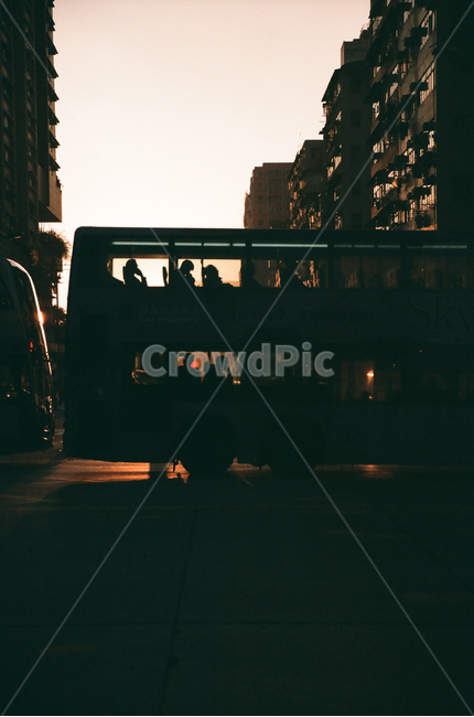 일몰,버스,퇴근,현대인,현대사회,피곤,도시,풍경,city,landscape,실루엣,그림자,silhouette,shadow