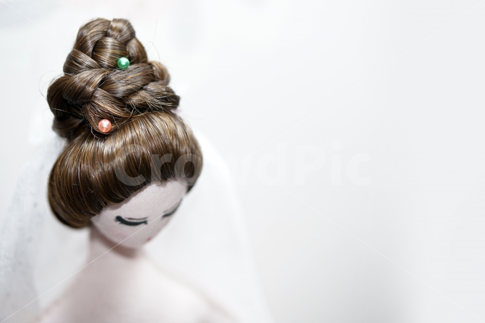 업스타일,여성,여자,인형,드레스,신부,드레스인형,머리스타일,헤어스타일,doll,신부인형,결혼,여인,여,미소,웨딩,조각상,동상,석상,조형물,statue,bronze statue,stone statue,결혼,혼례,웨딩,wedding,marriage,marry,기념일,축하,anniversary,congratulation,celebrate,celebration,예술,art,뷰티,미용,beauty treatment