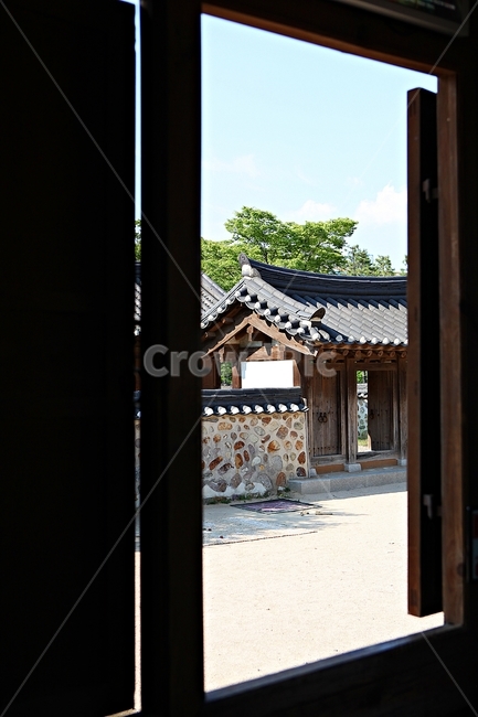 한옥,집,기와집,방안,방문,실내,한국전통,한국문화,korean traditional,korean culture,건축물,건물외관,exterior,building,structure,architecture,construction