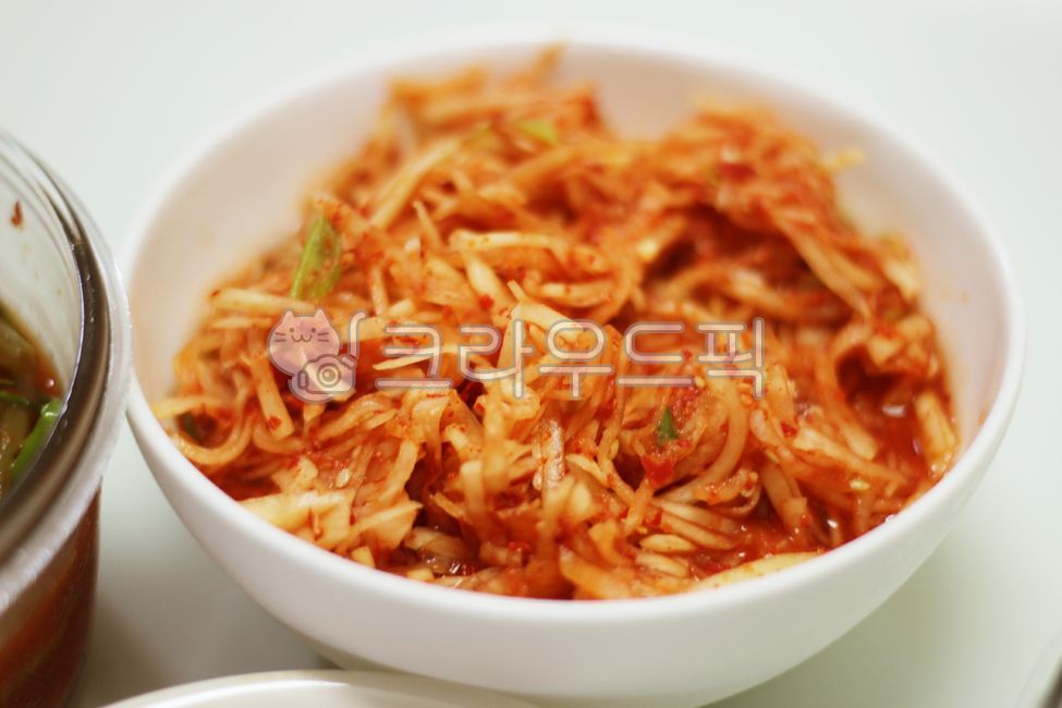 생채,무생채,무김치,생채김치,김치반찬,반찬,찬