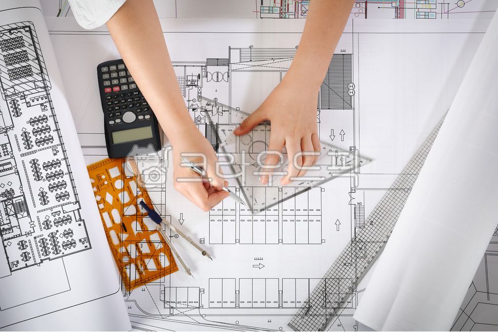 leader,career,expert,body part,hand gestures,office,construct,body,inside,Pro,operator,white,A calculator,casual,pen,female,worker,architecture company,pose,College student,floor plan,office space,blueprint,planning,compass,person,desk,Eastern,flesh,woman