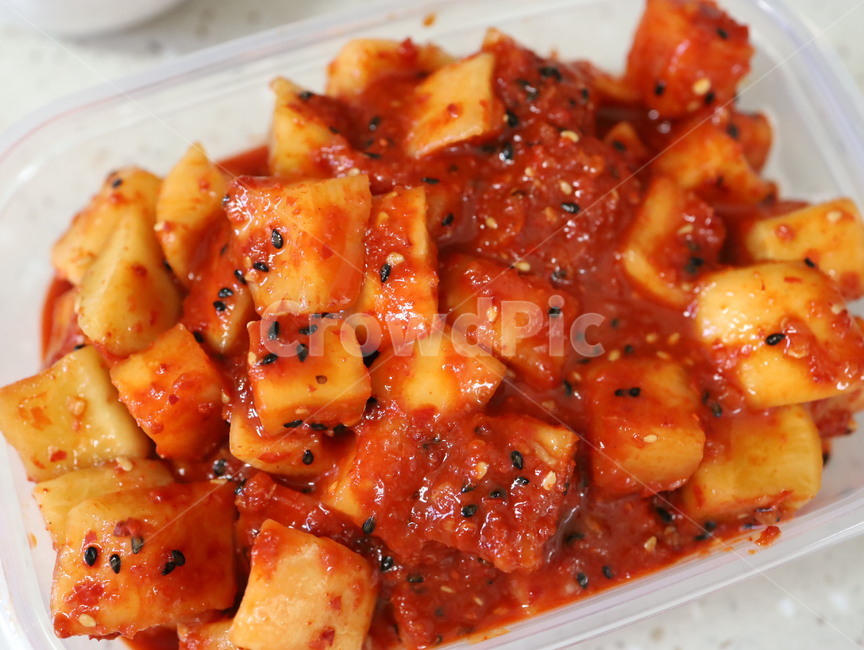 깍두기,무,김치,kimchi,김장,반찬,음식,food,매콤한,매운,음식,식재료,요리,food,cook,meal,dishes,food reserves