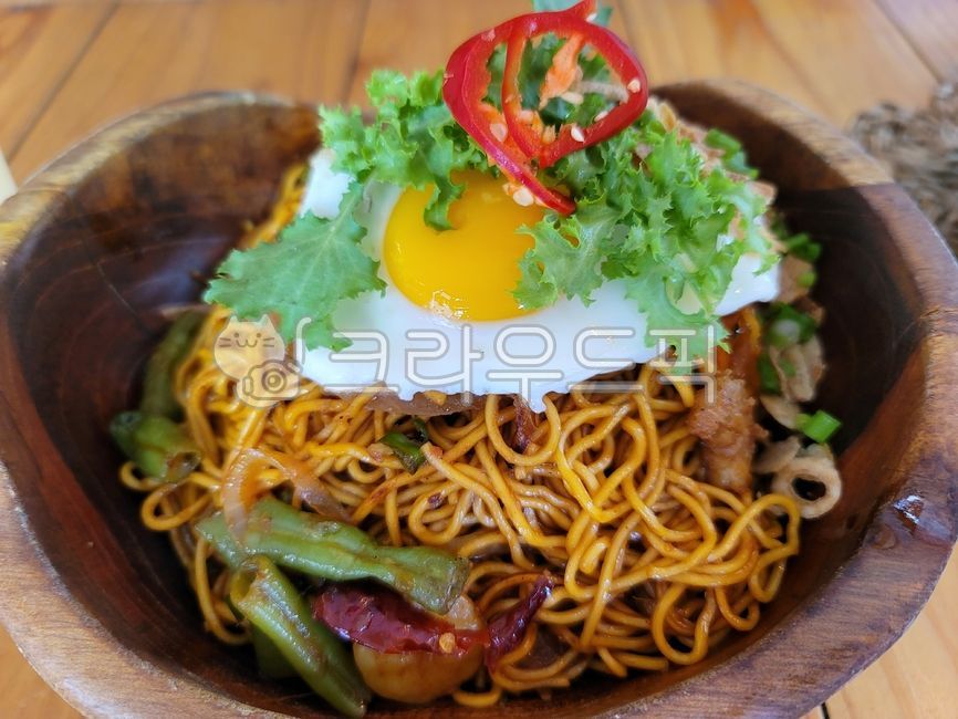 발리음식,국수,계란,채소,나무그릇,점심,balifood