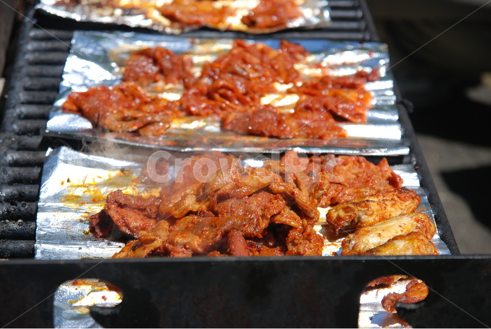 불고기,양념불고기,고기,돼지고기,grilling,pork,seasoned,빨간,매운,spicy,빨간양념,hot,음식,food,고추장,매콤달콤,회식,야유회,굽기,그릴,grill,구이,돼지불고기,redpepperpaste,chili,은박지,foil,silverpaper