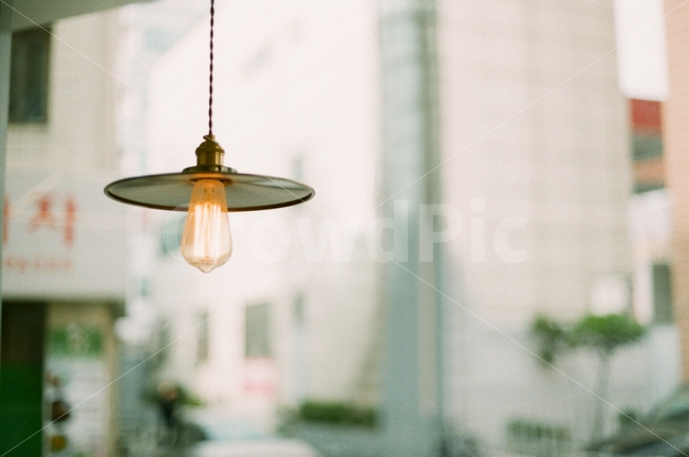 tree,line lighting,sensitive,film,lighting,linelighting,building,Emotional photo,film photography,cafe,light,coffee,antique,window,by the window