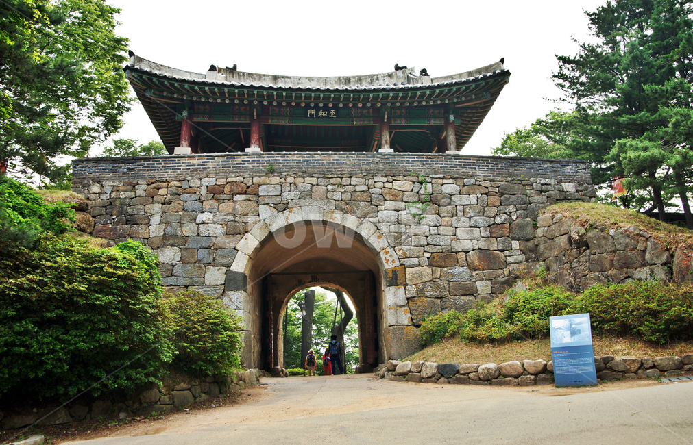 지화문,남문,남한산성,성곽,성벽,산성,유적,청량산,방어시설,조선시대,병자호란,인조,세계문화유산,야경