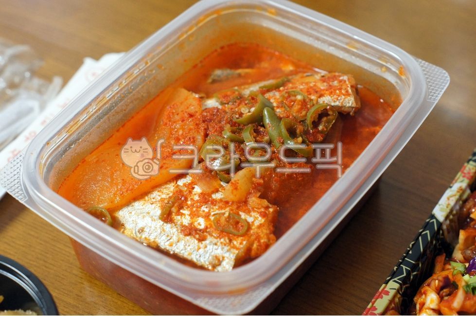 매운탕,maeuntang,생선국,갈치탕,갈치국,갈치매운탕,spicyfishstew,hairtailsoup,hairtailstew,spicyhairtail,concentratedsoup,codfishstew,fishstew,포장용기,포장음식,togo,테이크아웃,포장요리,포장,음식,식재료,요리,food,cook,meal,dishes,food reserves