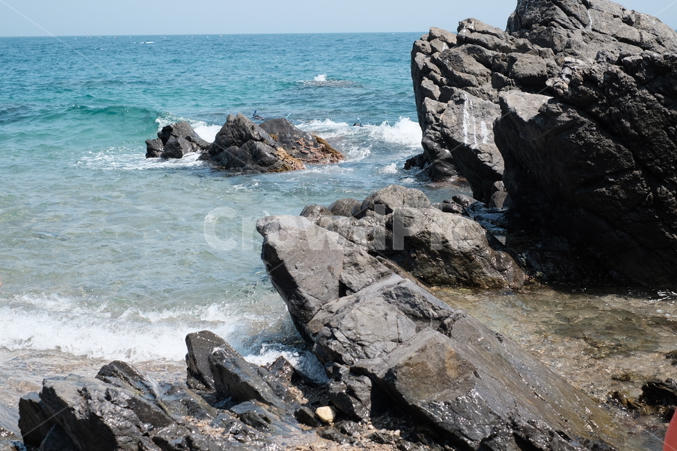 풍경,여름,summer,8월,계절,season,august,바다,sea,beach,자갈,landscape,파도,wave,바위