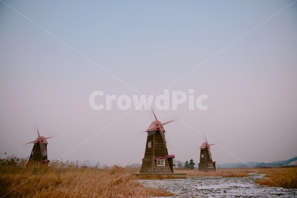 풍차,해질무렵,겨울,풍경,습지,겨울,계절,winter,season,자연,풍경,nature,landscape,한국자연풍경,한국자연경관,korea nature landscape,감성,sensible,feeling,machine,기계,motor,모터,engine,엔진