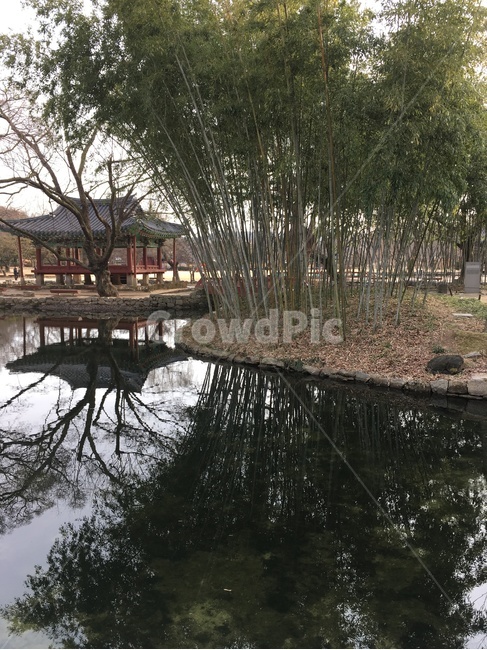 광한루,광한루원,영주각,봉래섬,연못,대칭,남원,gwanghallu,gwanghallupavilion,yeongjugak,yeongjugakpavilion,bongraeseomislet,pond,symmetry,namwon,한국전통,한국문화,korean traditional,korean culture,랜드마크,landmark,tourist attraction,한국랜드마크,한국관광지,한국명소,korea landmark,korea tourist attraction