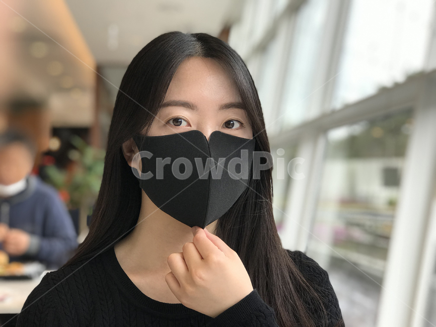 Wearing,fine dust,woman,apparel,virus,Public places,hygiene,female,corona,human,mask,coronavirus,dust storm,clothes,filter,Wearing a mask,person,clothing,cloth