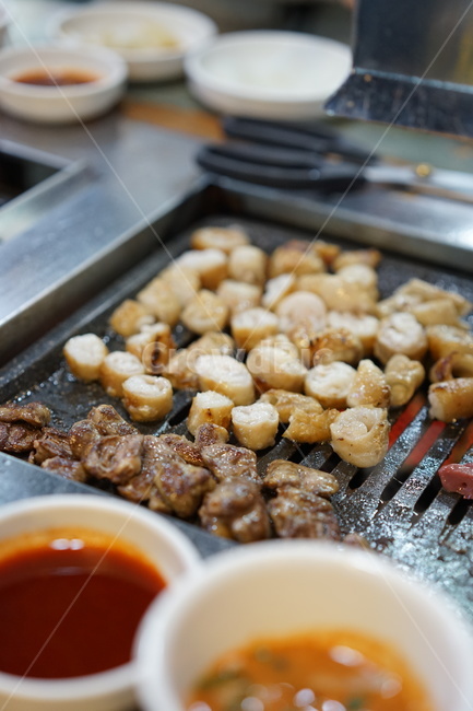 meat restaurant,Gopchang,Korean food,meat,fire,Pork tripe,Pig Makchang,guts,Makchang