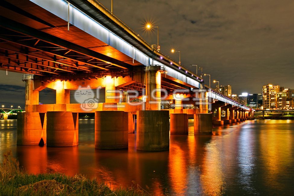 Han River Bridge,reflection,light,Yeongdong Bridge,Han River night view,Han River