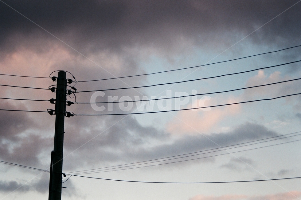 하늘,전봇대,필름사진,감성,구름,산업,industry,industrial,에너지산업,energy industry,cable,케이블,utility pole,전신주