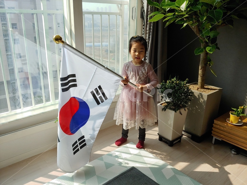 애국심,태극기,대한민국,국기개양,어린이,여자아이