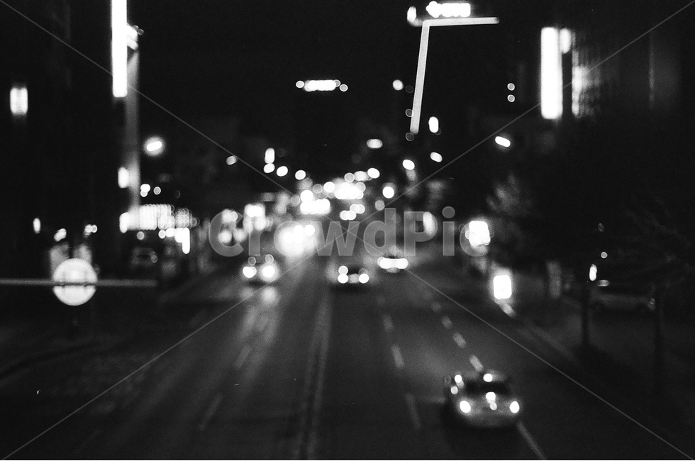 필름사진,흑백사진,야경사진,도시,대구,야경,밤,풍경,nightscape,night,landscape,흑백,모노톤,monochrome,black and white,교통,교통수단,traffic,transportation,road,도로,asphalt,아스팔트