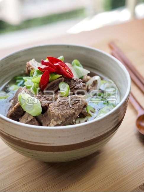 한식,한국전통음식,한국음식,갈비탕,갈비,소고기,소갈비탕,소고기요리,음식,배경,음식문화,웰빙,웰빙음식,아시아음식,식사,국물,채소,야채,파,korean,koreantraditionalfood,koreanfood,ribssoup,rib,beef,beefribssoup,beefcuisine,food,background,foodculture,wellbeing,wellbeingfood,asianfood,meal,soup,vegetable,wave,음식,식재료,요리,food,cook,meal,dishes,food reserves