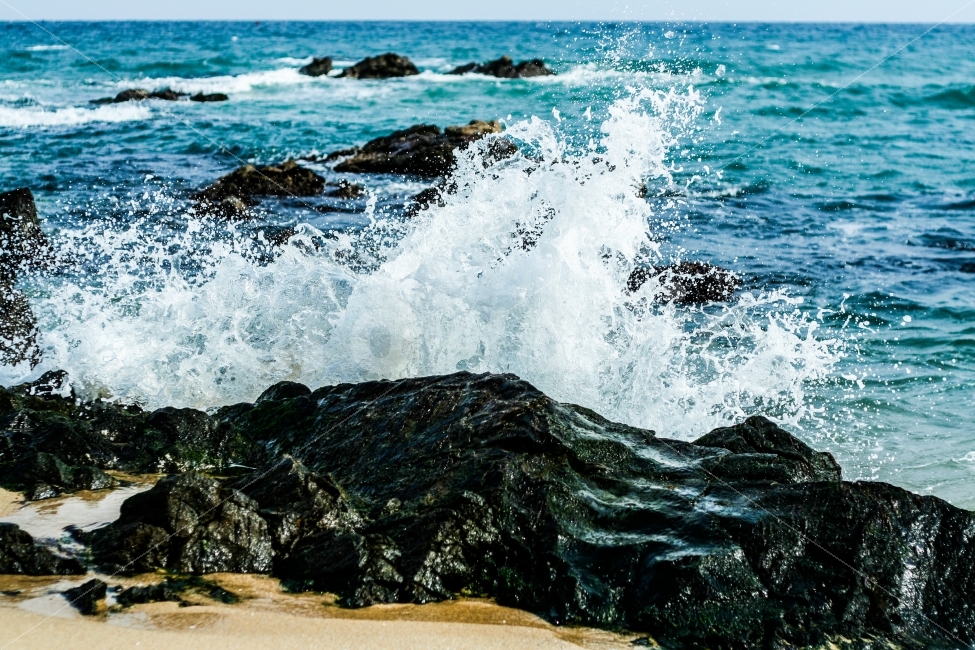 바다,정동진,겨울바다,파도,부서지는파도,물보라,수평선,자연,풍경,nature,landscape,해변,바다,beach,sea,색깔,색상,색채,색감,color sense,color sensitivity,feeling of color,ocean,대양,water,물,outdoors,옥외