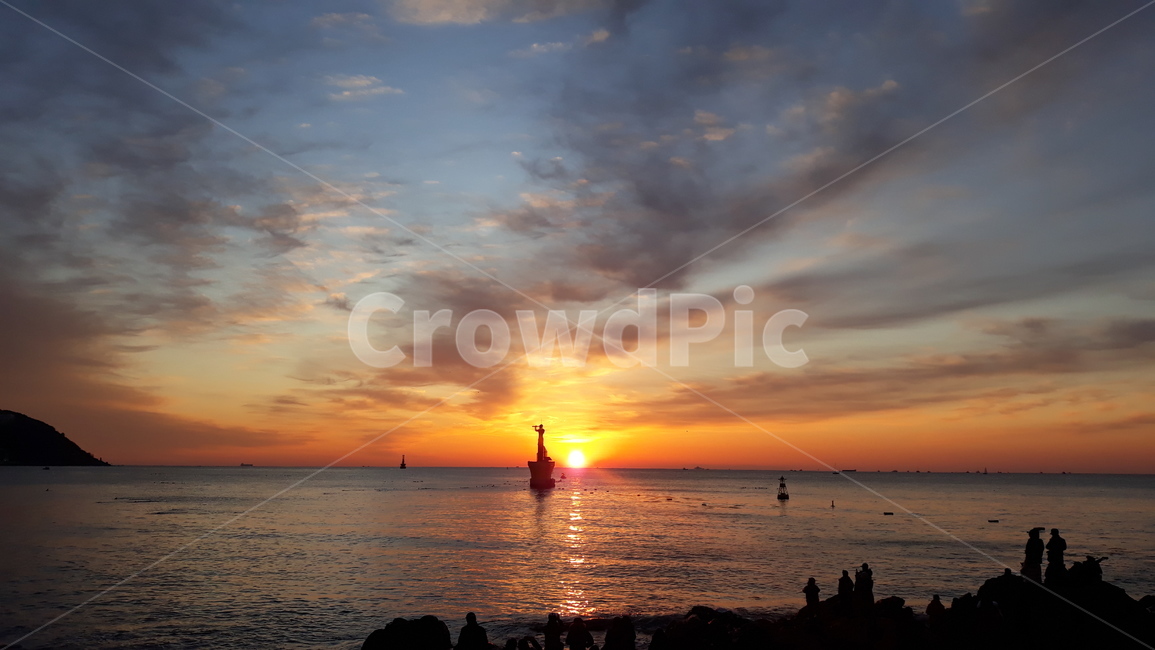 자연,nature,outdoors,옥외,sunset,일몰,dawn,새벽,redsky,붉은하늘,sky,하늘,dusk,황혼,sunlight
