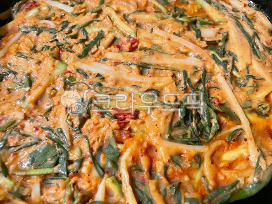 김치부침개,김치전,부침개,전,감자김치전,감자김치부침개,야채김치전,야채김치부침개,부추김치전,부추김치부침개,호박김치전,호박김치부침개,부추,야채,감자,호박,애호박,음식,요리,식재료,food,cook,meal