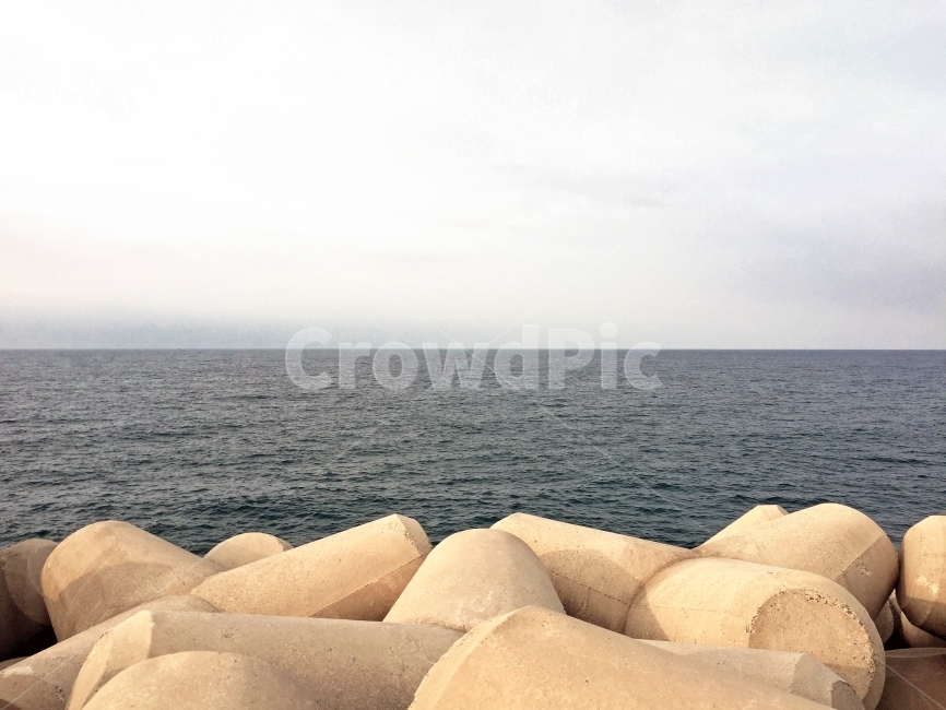 sea,beach,horizon,blue,deep,dark,sky,landscape,nature,강원도,바다,동해,하늘,풍경,방파제,벽돌,자연,풍경,nature,landscape,outdoors,옥외