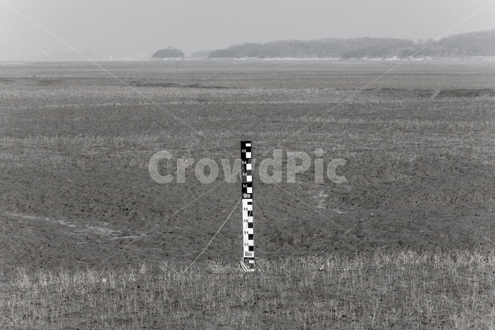 영종도,갯벌,석양,풍경,환경,바닷가,썰물,자연,풍경,nature,landscape,흑백,모노톤,monochrome,black and white,ground,바닥