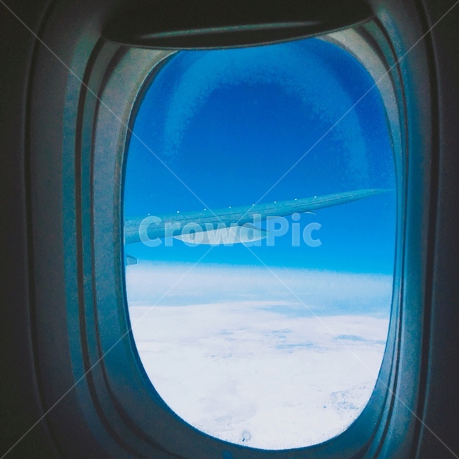 비행기창가,비행기날개,비행기,창문,여행,희망,설렘,비행중,창밖,하늘,plane,sky,cloud,cool,window
