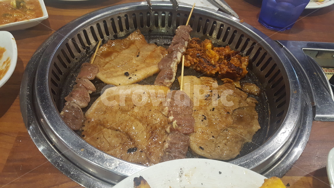 고기,불판,식사,외식,염통,돼지고기,음식,식재료,요리,food,cook,meal,dishes,food reserves,육류,고기,meat,한식,한국음식,한국요리,korean food,korean dishes,korean meal,korean cook