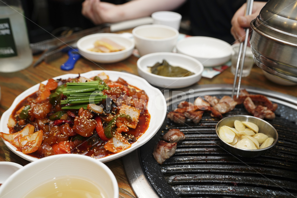 고기,육류,육식,한식,안주,먹거리,푸드,구이,볶음,스지,요리,meal,식사,음식,식재료,요리,food,cook,meal,dishes,food reserves,한식,한국음식,한국요리,korean food,korean dishes,korean meal,korean cook